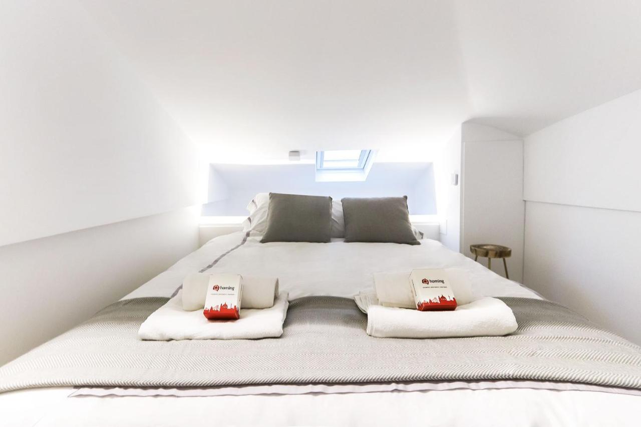 Charming Santos By Homing Apartment Lisbon Exterior photo